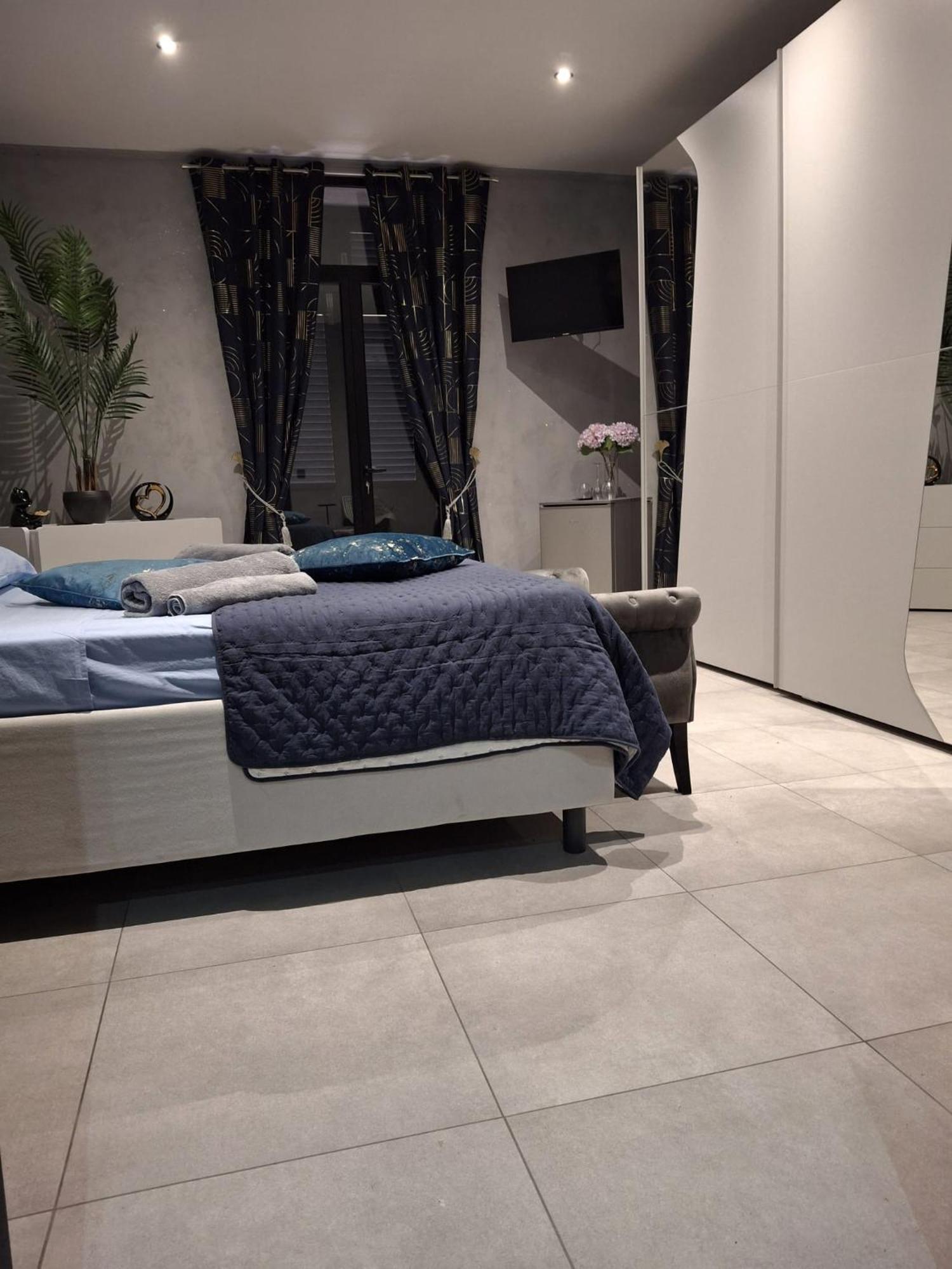 Matilde Valletta Suites Extérieur photo